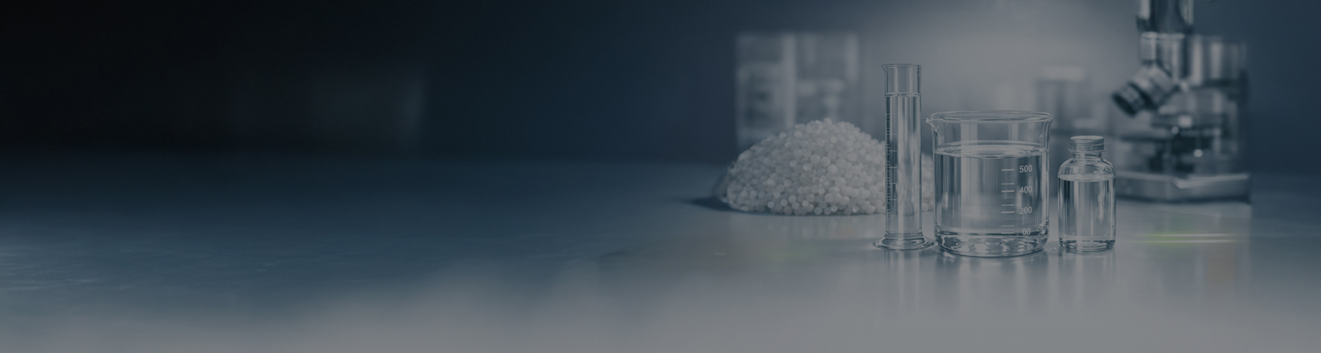 COLORLESS PARAFFINIC PROCESS OILS